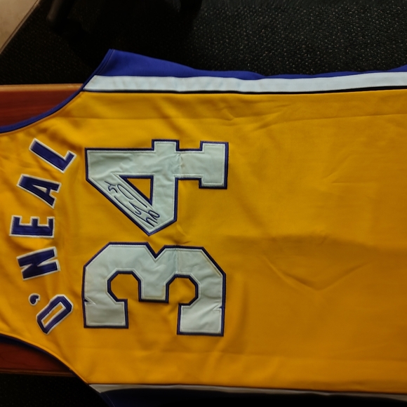 Hardwood classic O'Neil jersey - Picture 3 of 3